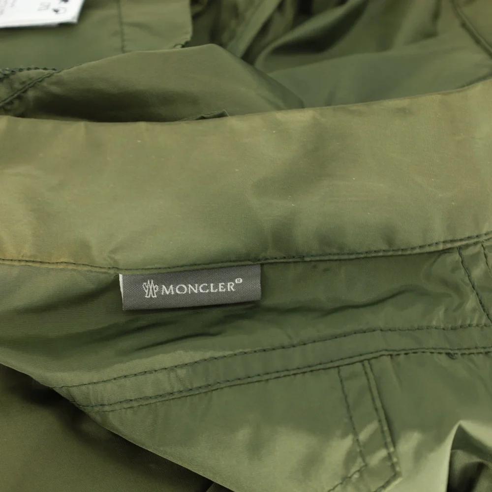 Moncler Nylon Shorts Pantalone Bermuda Adjustable Bungee Drawcord Size 38 XXS